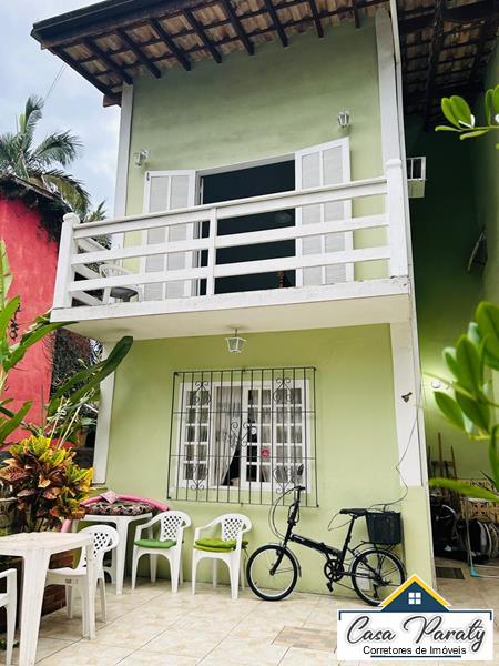 Charmoso Sobrado à Venda Bairro Caborê em Paraty