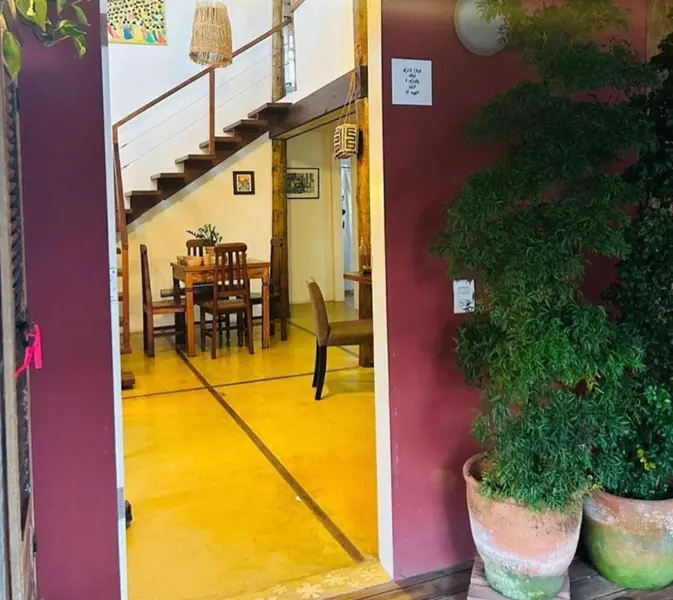 Casa em condomínio no bairro Caborê a venda em Paraty ideal para quem busca conforto e tranquilidade em uma localização privilegiada.